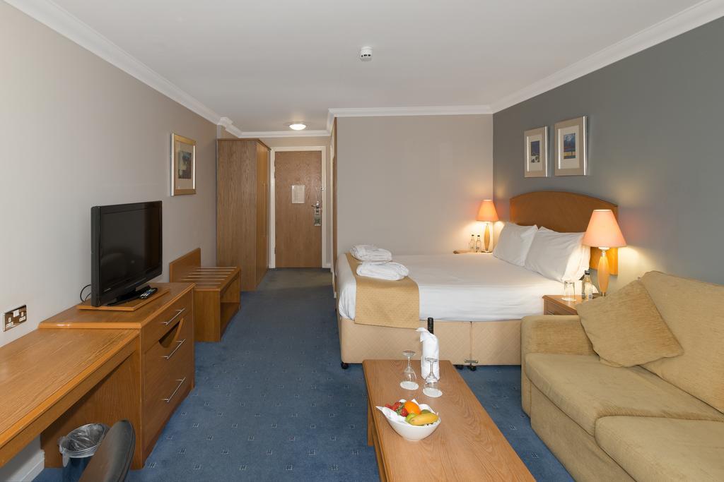 The Telford Whitehouse Hotel Εξωτερικό φωτογραφία