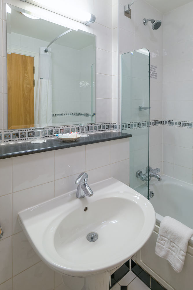 The Telford Whitehouse Hotel Εξωτερικό φωτογραφία